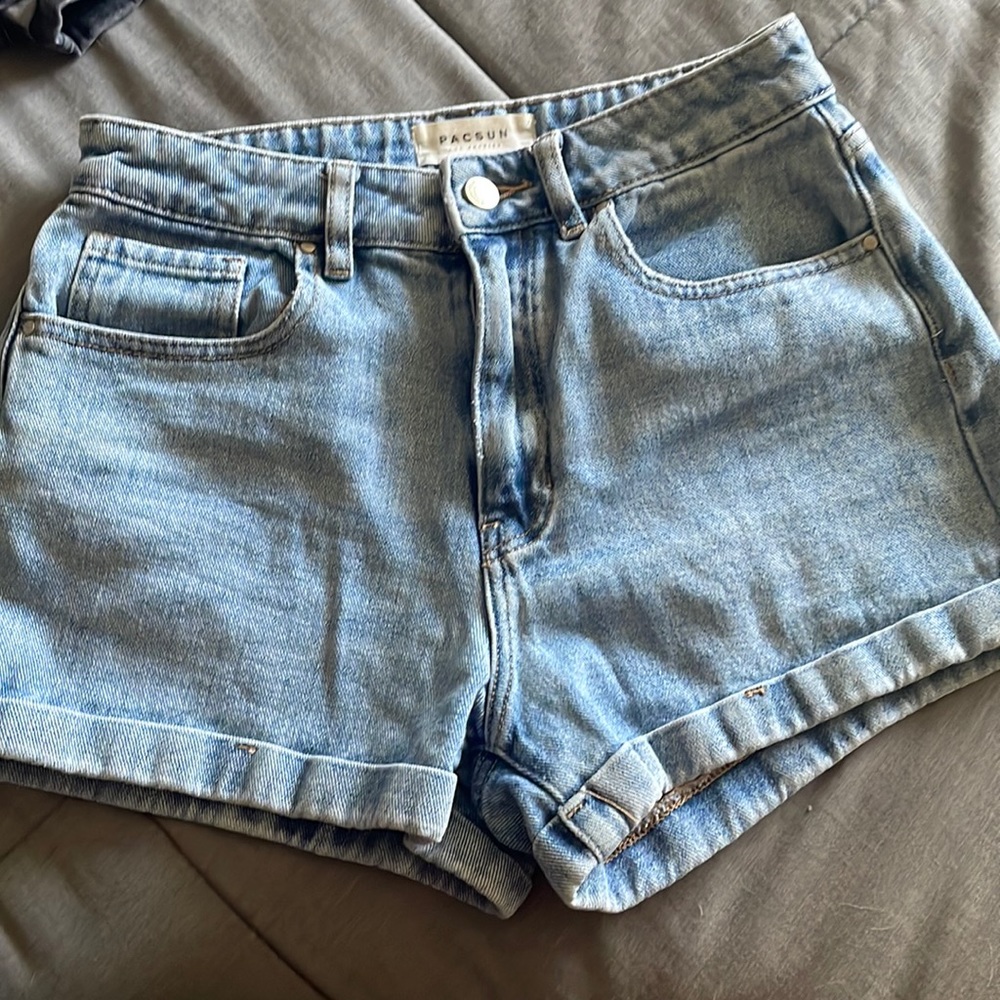 Pacsun mom short